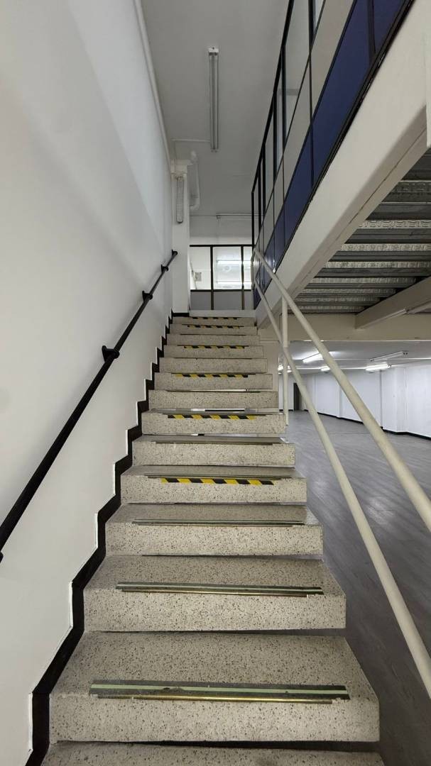 Local en Arriendo - Carrera 8, Sector Plaza de Bolivar, 335,002 m² (foto 4) — CREBI