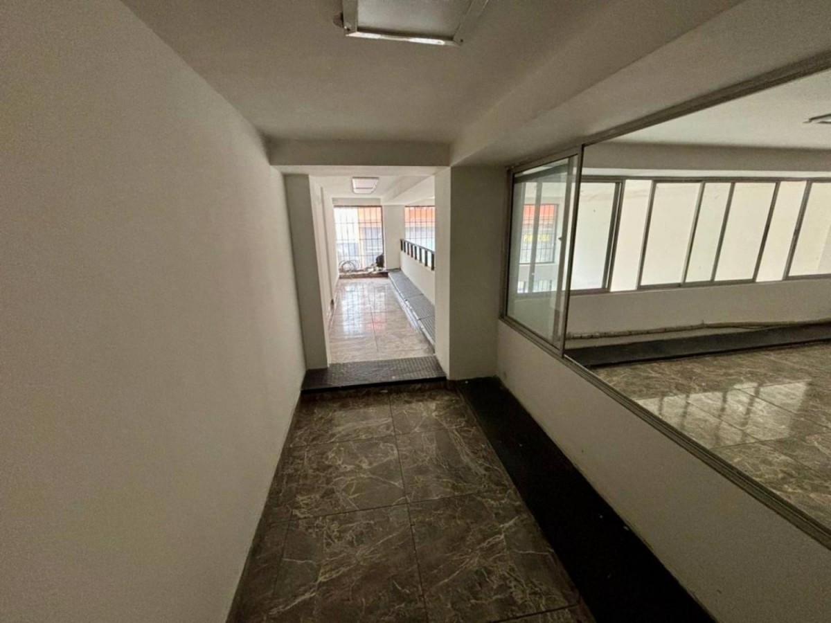Local en Arriendo - Carrera 9, Sector Plaza de Bolivar, 517,002 m² — CREBI