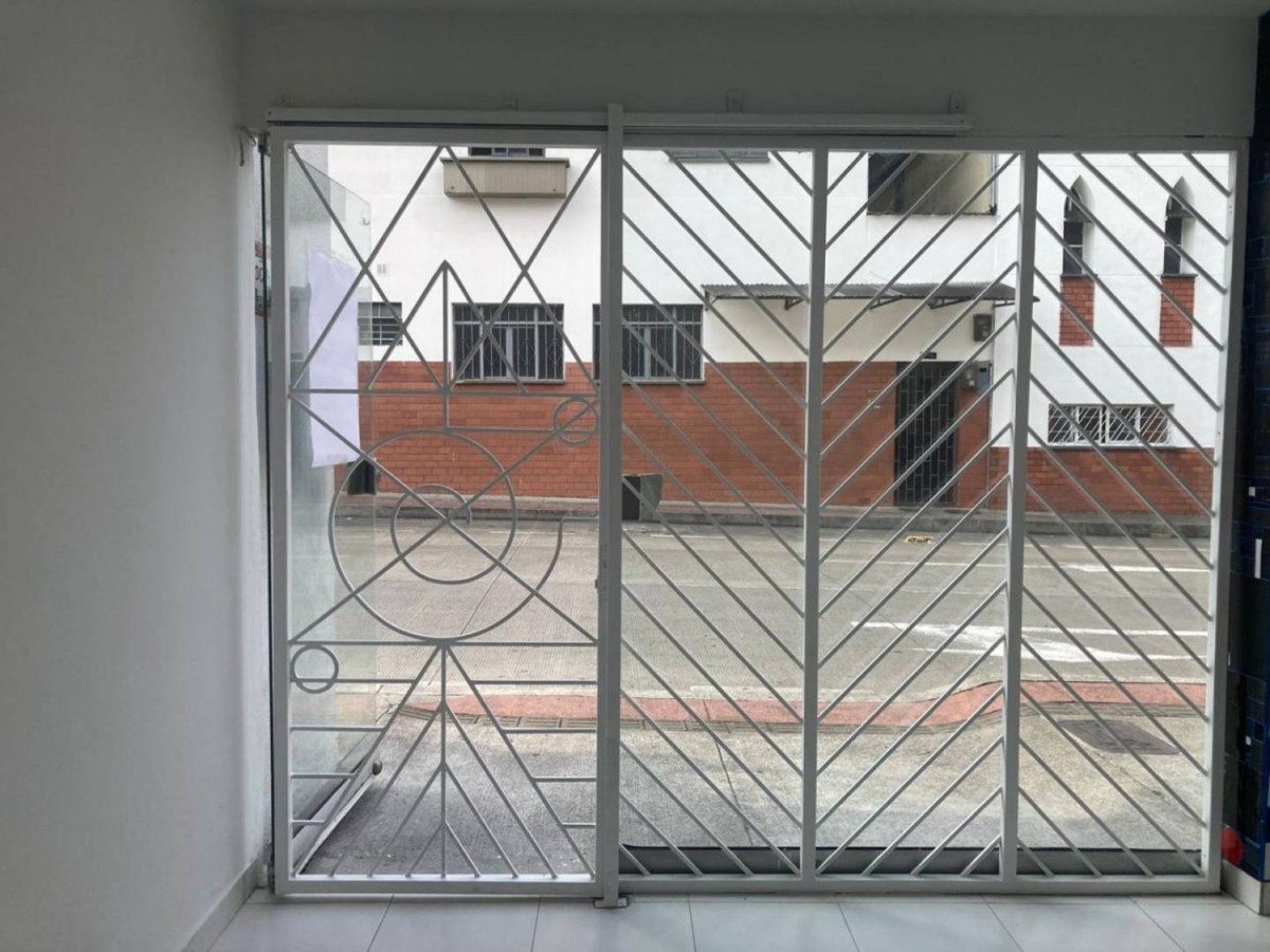 Local en Arriendo - Carrera 12 Bis, San Jose, 14,002 m² (foto 3) — CREBI