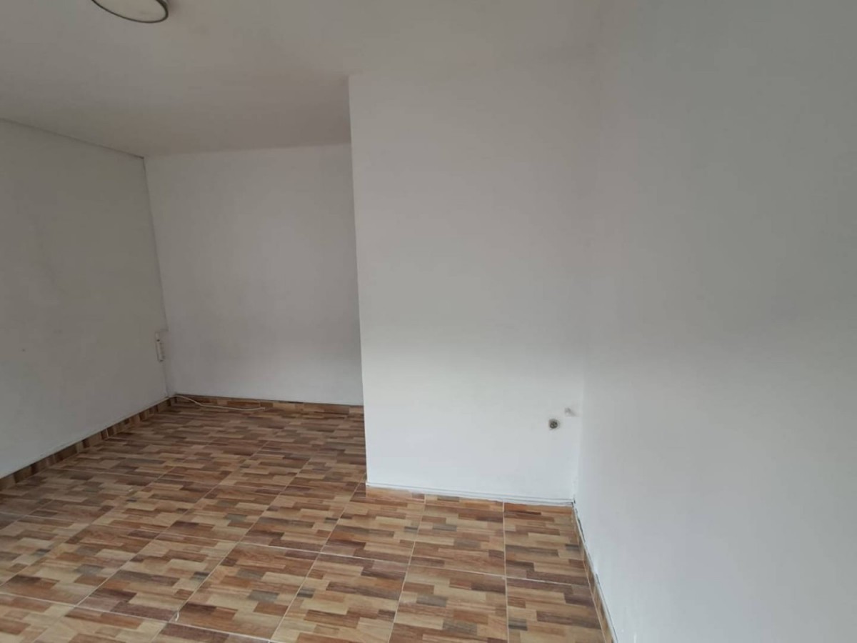 Local en Arriendo - Carrera 12B, Los Rosales, 15,002 m² (foto 5) — CREBI