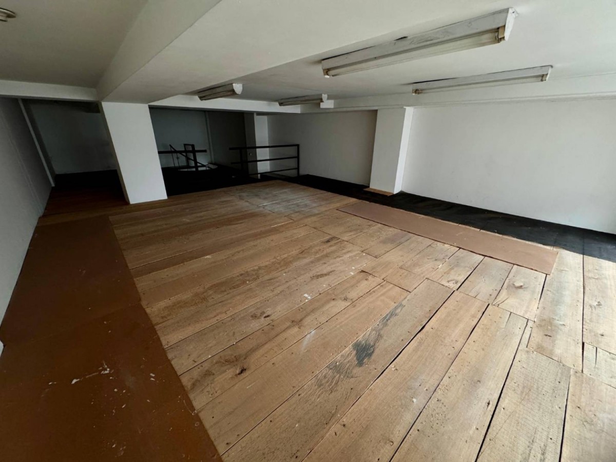 Local en Arriendo - Megabus, Sector Plaza de Bolivar, 180,002 m² (foto 10) — CREBI