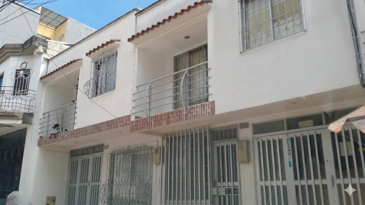 Local en Arriendo - Carrera 13, Popular Modelo, 105,002 m² (foto 2) — CREBI