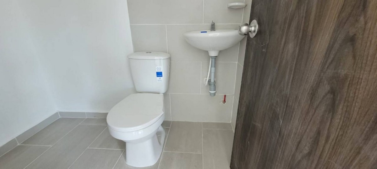 Local en Arriendo - Los Alamos, 220,002 m² — CREBI