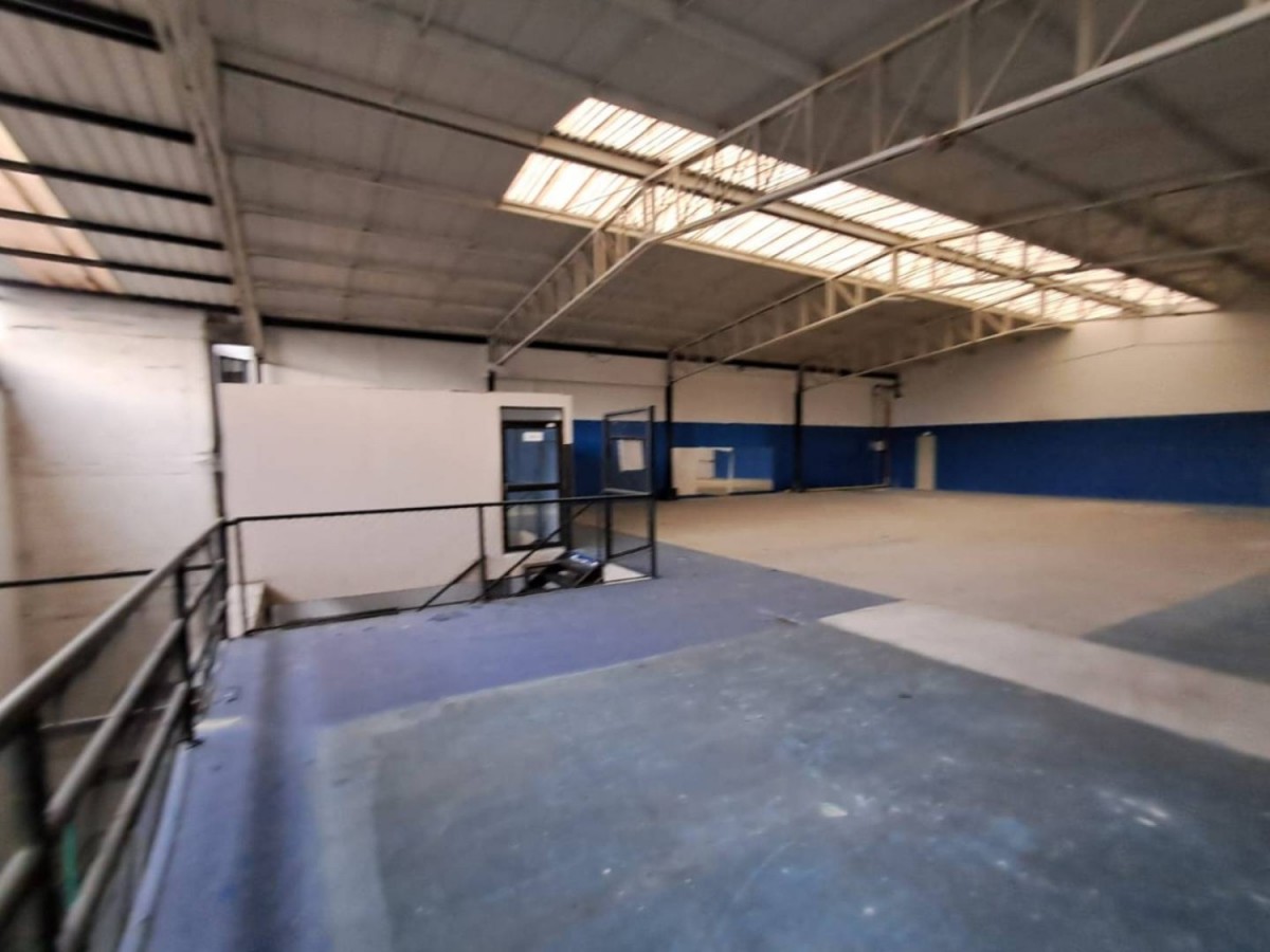 Local en Arriendo - Calle 23, Centenario, 331,002 m² (foto 8) — CREBI
