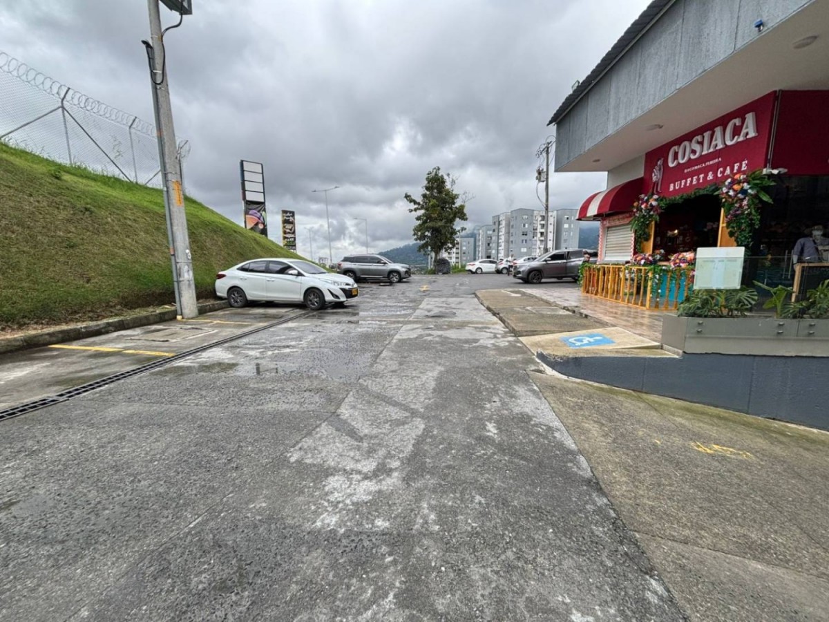 Local en Arriendo - Calle 35A, 8,002 m² (foto 5) — CREBI