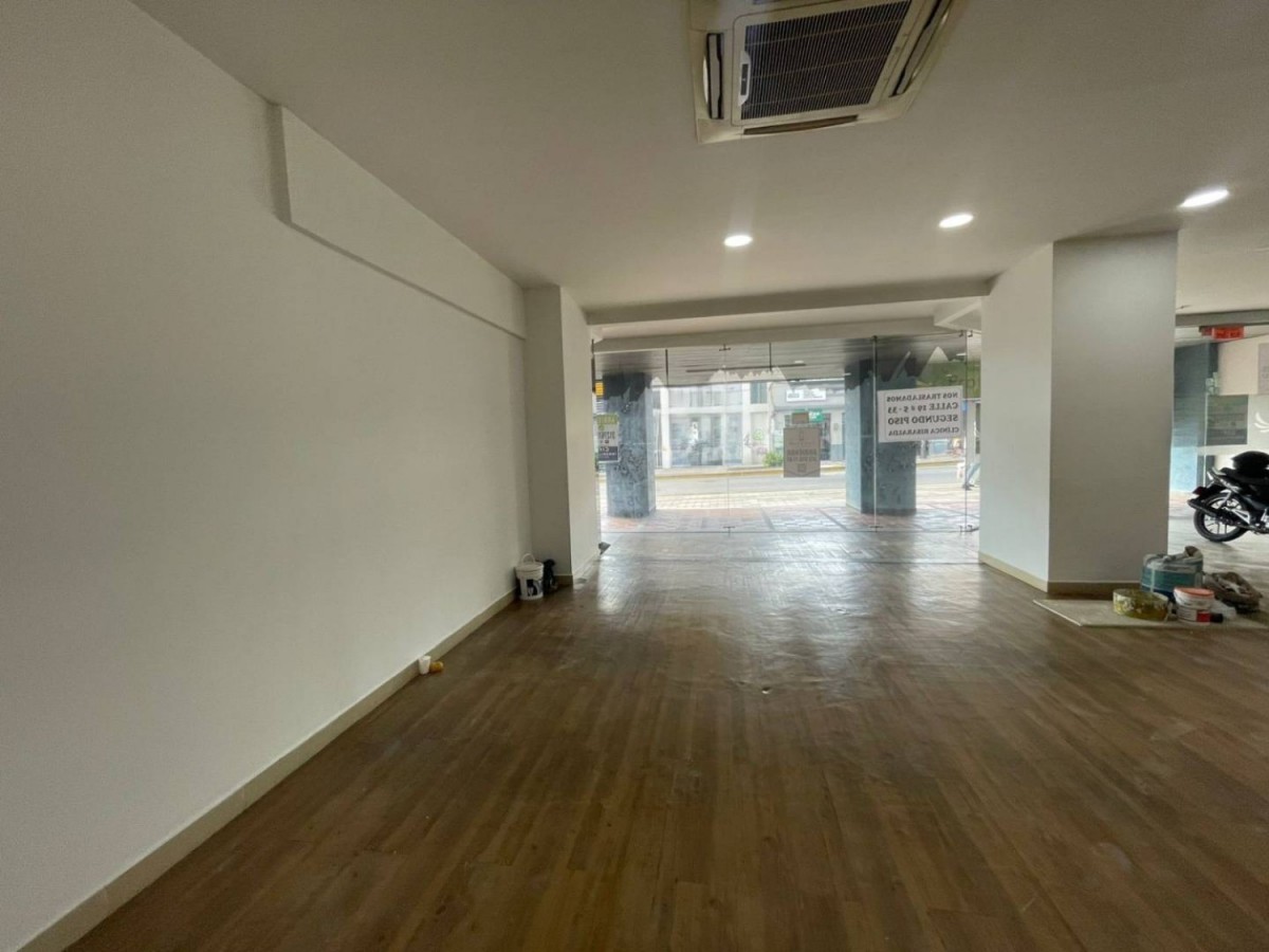 Local en Arriendo - Calle 21, Sector Plaza de Bolivar, 579,002 m² (foto 4) — CREBI
