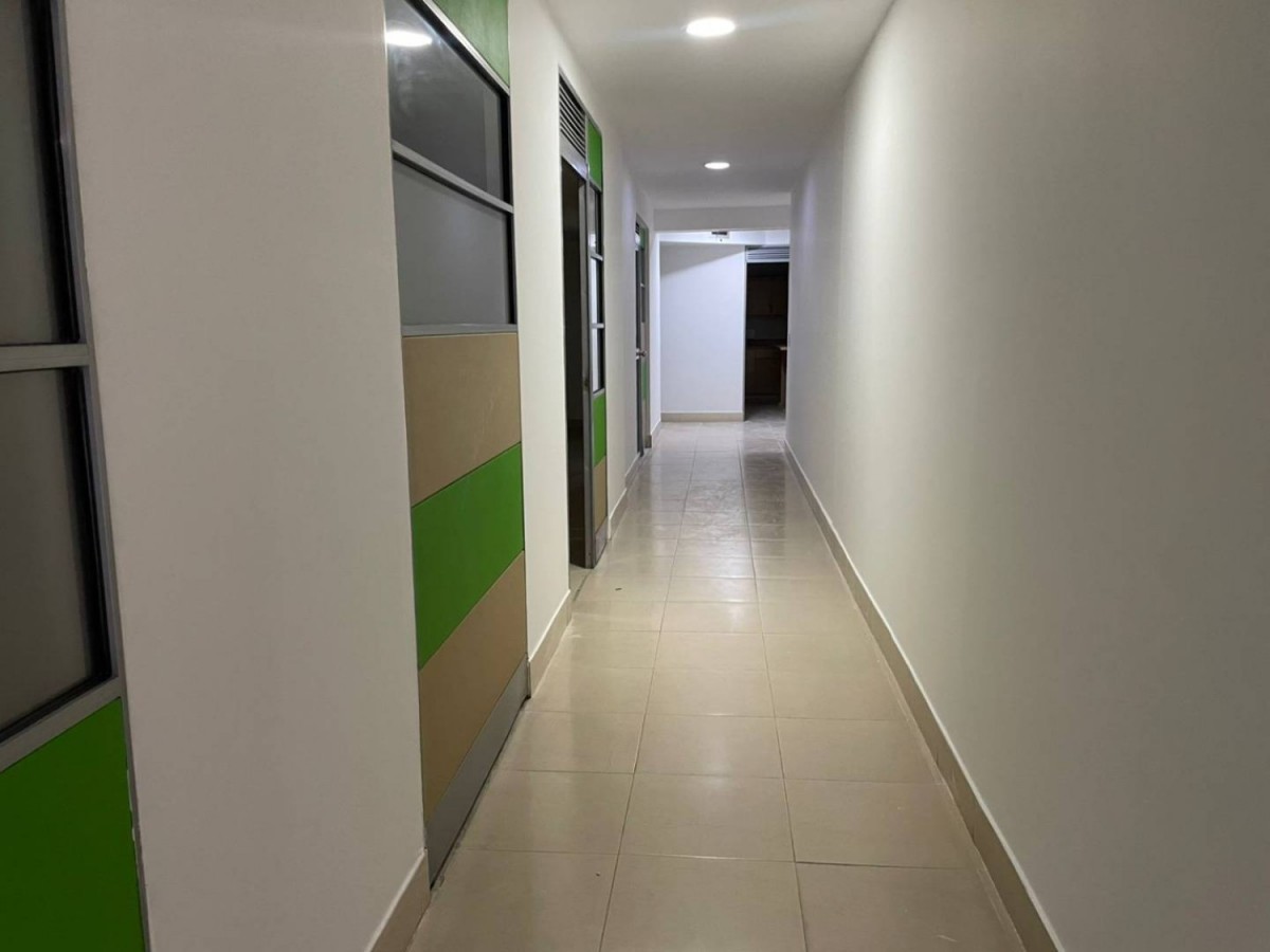 Local en Arriendo - Calle 21, Sector Plaza de Bolivar, 579,002 m² (foto 7) — CREBI