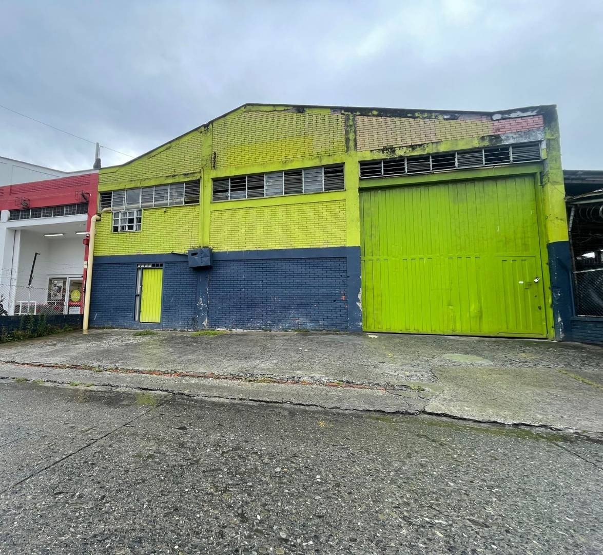 Bodega en Arriendo - Carrera 10, La Playita, 580,002 m² (foto 3) — CREBI