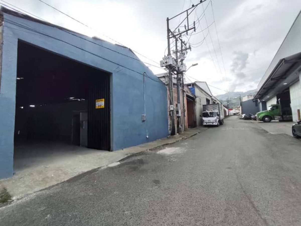 Bodega en Arriendo - Calle 80, La Romelia, 440,002 m² (foto 2) — CREBI