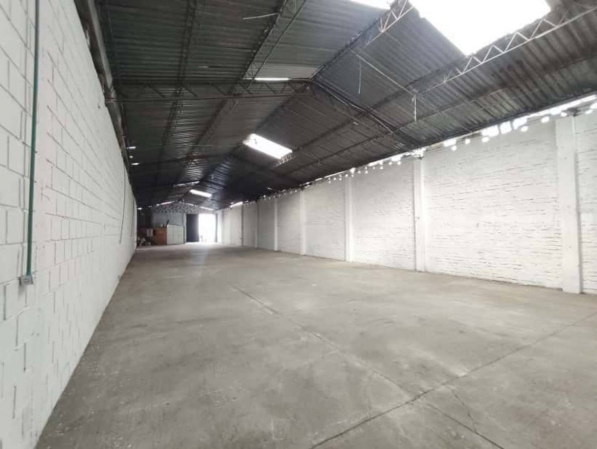 Bodega en Arriendo - Calle 80, La Romelia, 440,002 m² (foto 5) — CREBI