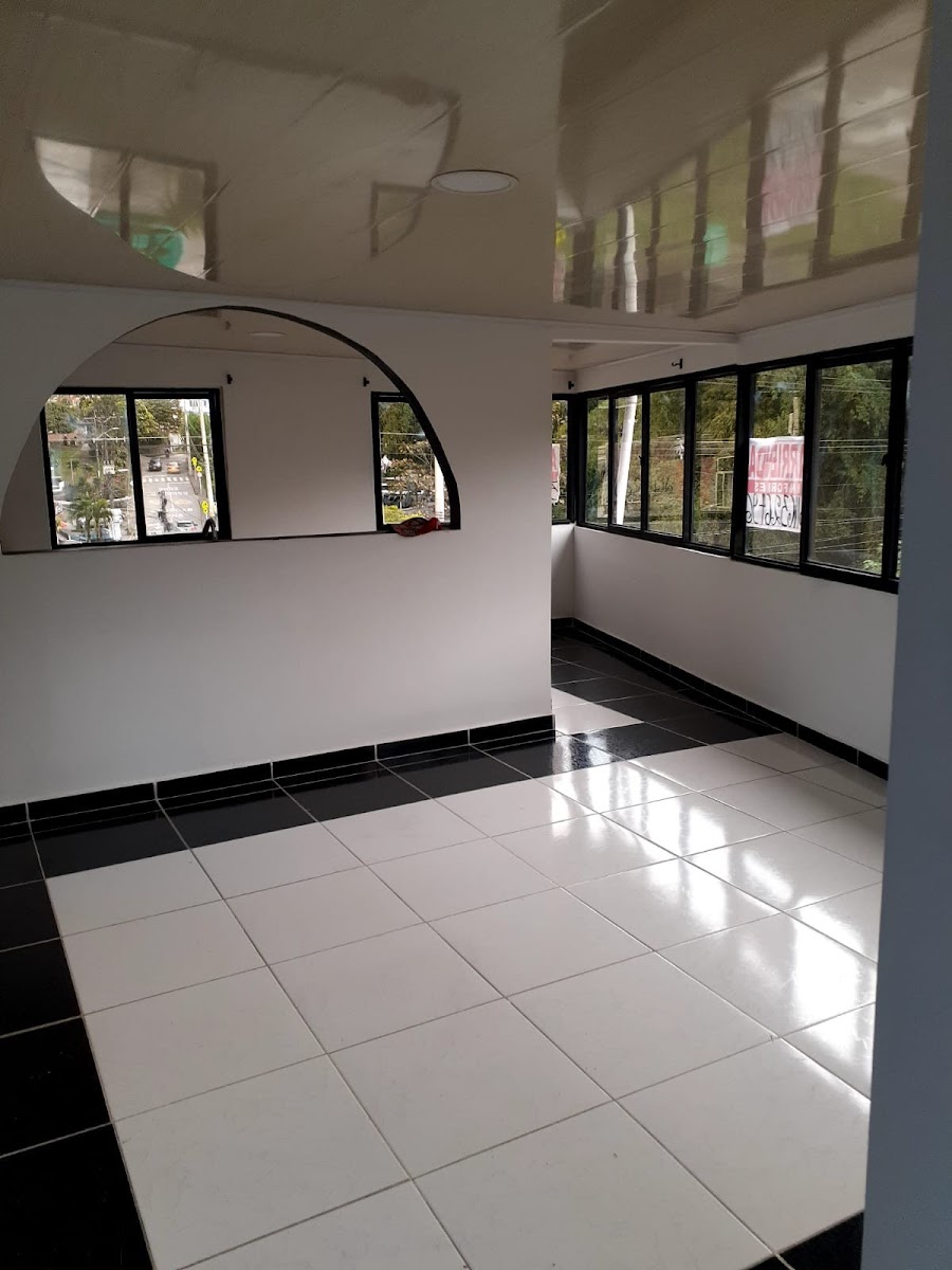 Multifamily en Venta - Transversal 21, La Pradera, 450,002 m² (foto 2) — CREBI