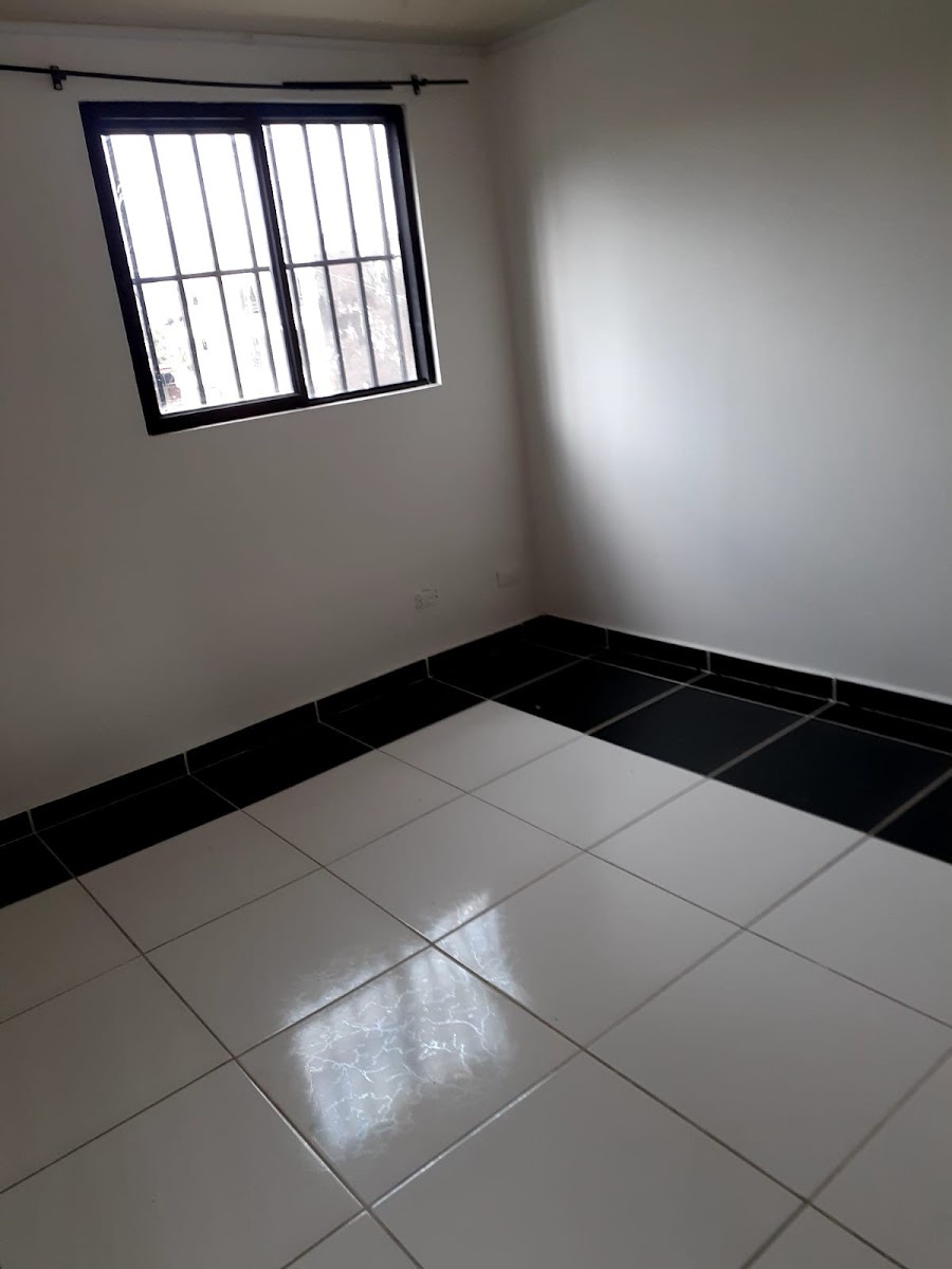 Multifamily en Venta - Transversal 21, La Pradera, 450,002 m² (foto 9) — CREBI
