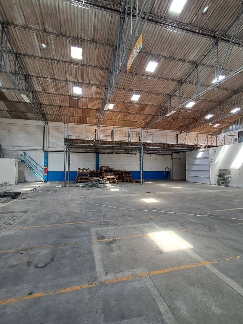 Bodega en Arriendo - Carrera 9, Alfonso Lopez, 1400,002 m² (foto 3) — CREBI
