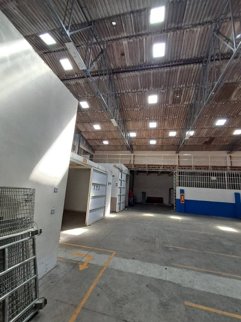 Bodega en Arriendo - Carrera 9, Alfonso Lopez, 1400,002 m² (foto 8) — CREBI