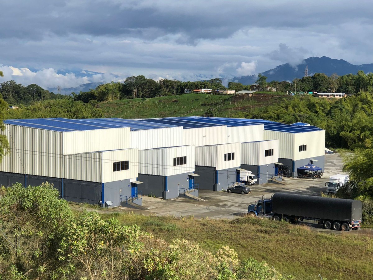 Bodega en Arriendo - Variante Condina, 640,002 m² (foto 2) — CREBI