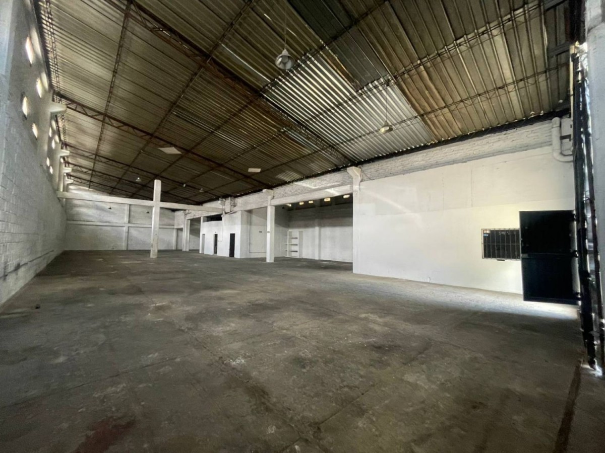 Bodega en Arriendo - Carrera 5, Comuna del Café, 730,002 m² (foto 5) — CREBI