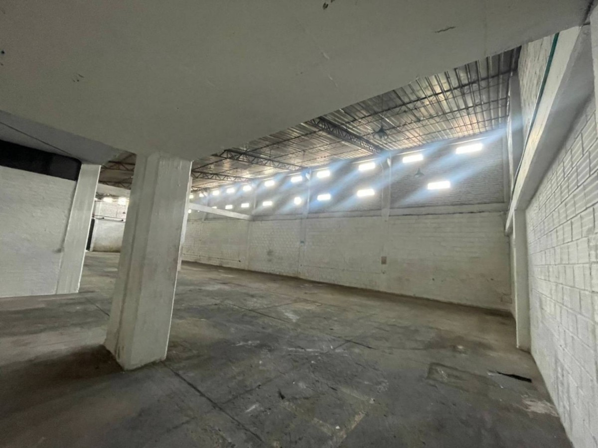 Bodega en Arriendo - Carrera 5, Comuna del Café, 730,002 m² (foto 9) — CREBI