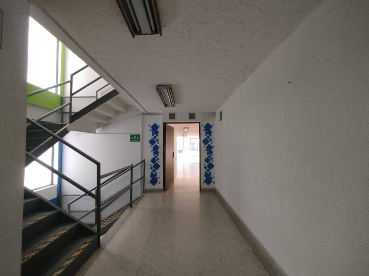 Edificio en Arriendo - Plaza de Bolivar, Sector Plaza de Bolivar, 3016,002 m² (foto 8) — CREBI