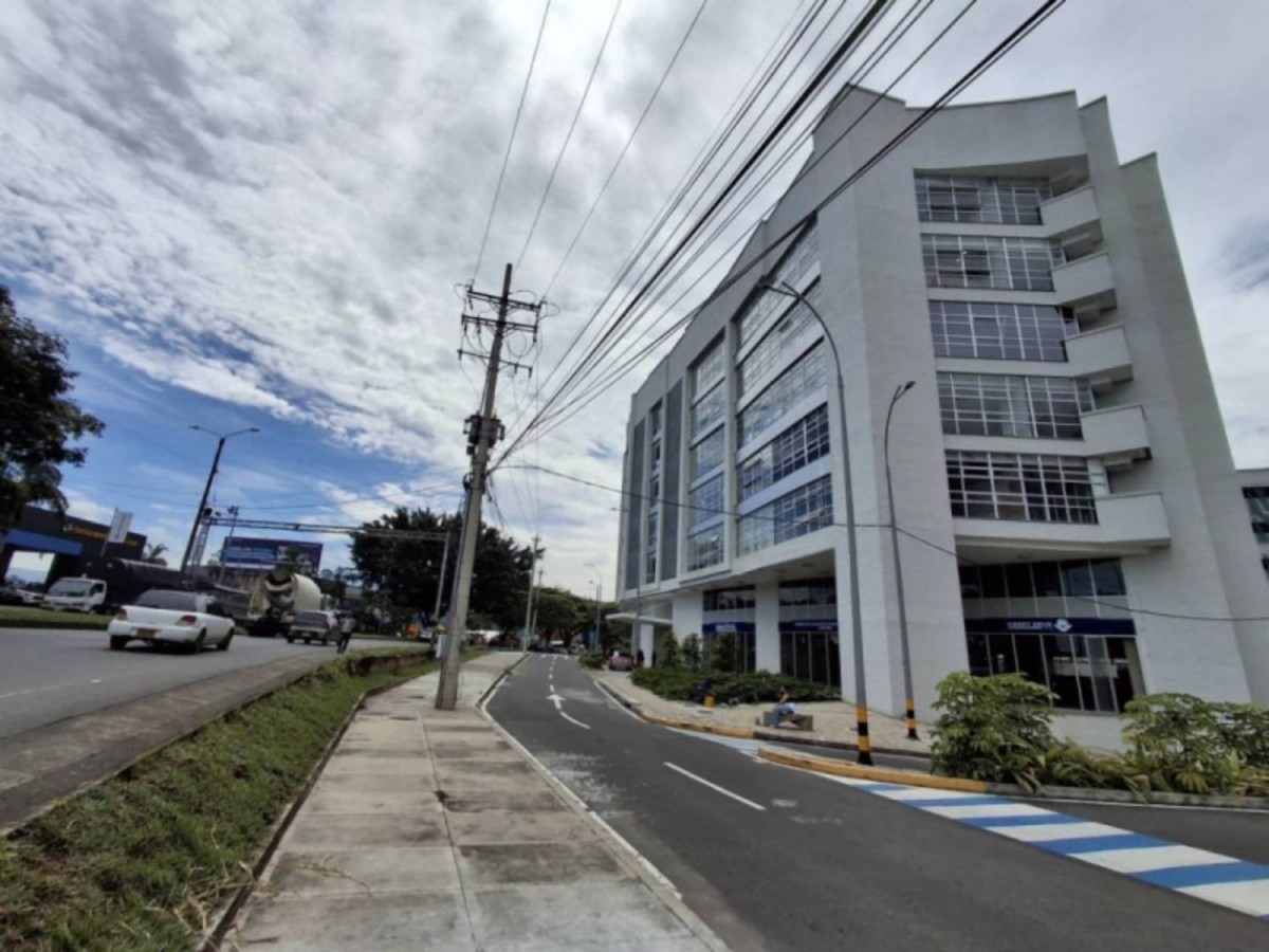 Consultorio en Arriendo - Carrera 15, Comuna Olímpica, 45,002 m² — CREBI