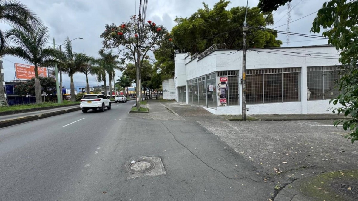 Local en Arriendo - Calle 32, Brasilia, 282,002 m² — CREBI