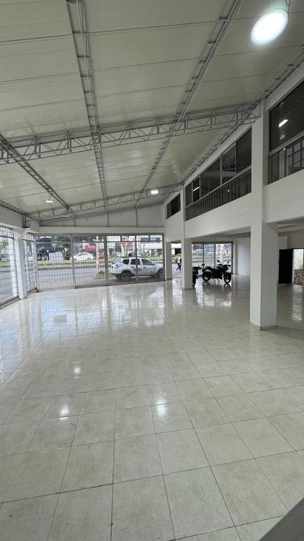 Local en Arriendo - Calle 32, Brasilia, 282,002 m² (foto 4) — CREBI