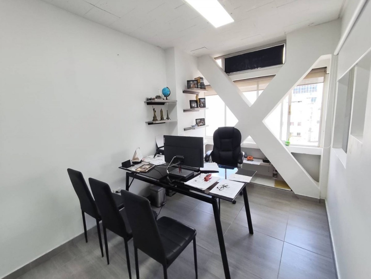 Oficina  en Arriendo - Calle 18, Centro, 53,002 m² (foto 9) — CREBI