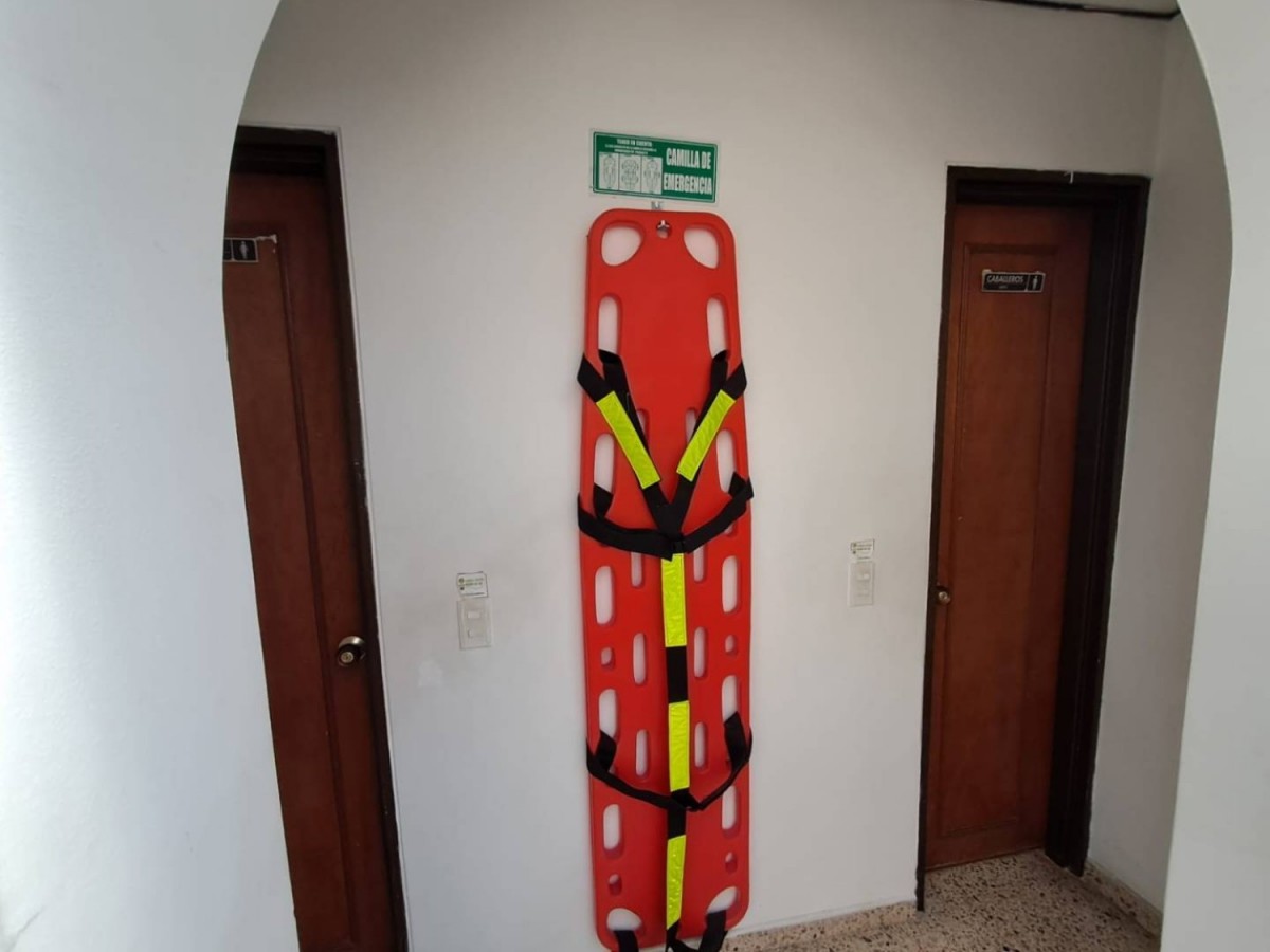 Oficina  en Arriendo - Carrera 6, Sector Plaza de Bolivar, 80,002 m² — CREBI