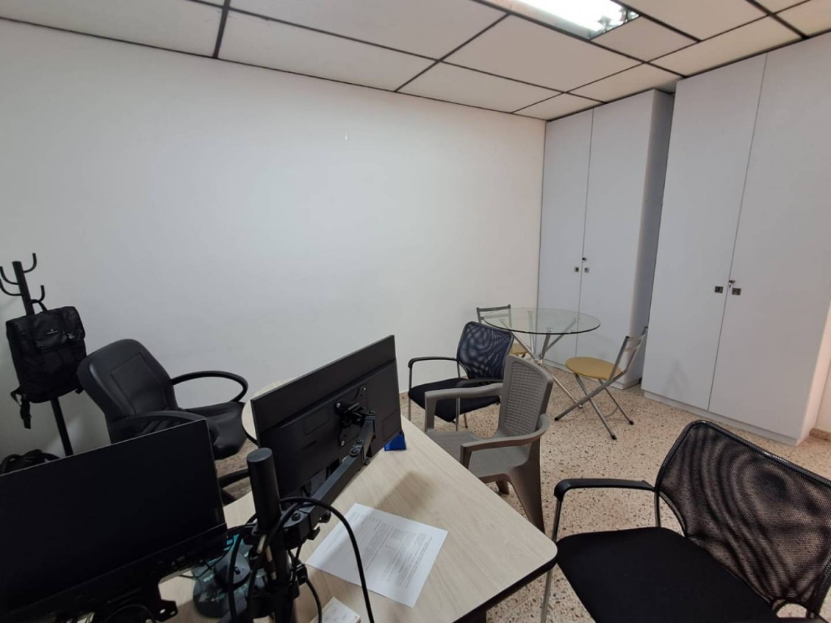 Oficina  en Arriendo - Carrera 6, Sector Plaza de Bolivar, 80,002 m² (foto 10) — CREBI