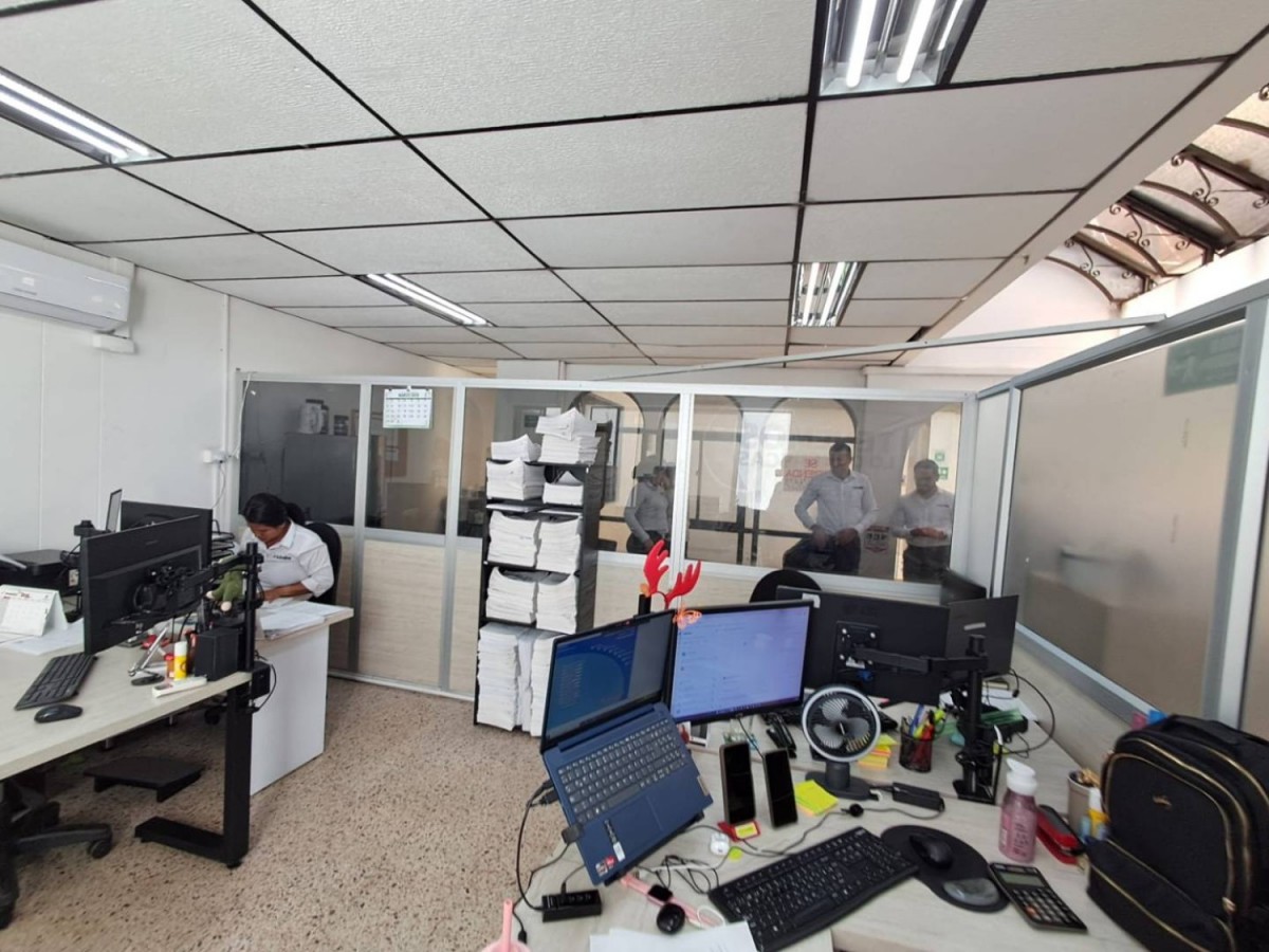Oficina  en Arriendo - Carrera 6, Sector Plaza de Bolivar, 80,002 m² (foto 8) — CREBI