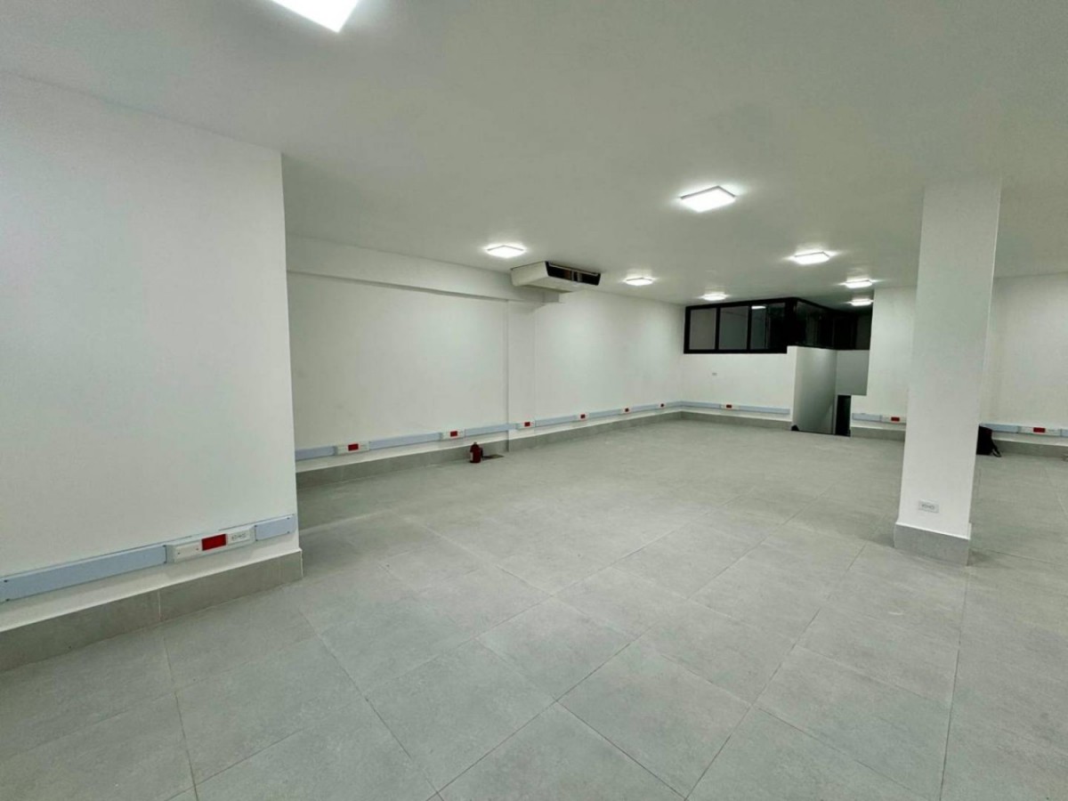 Oficina  en Arriendo - Carrera 7B, Alfonso Lopez, 173,002 m² (foto 6) — CREBI