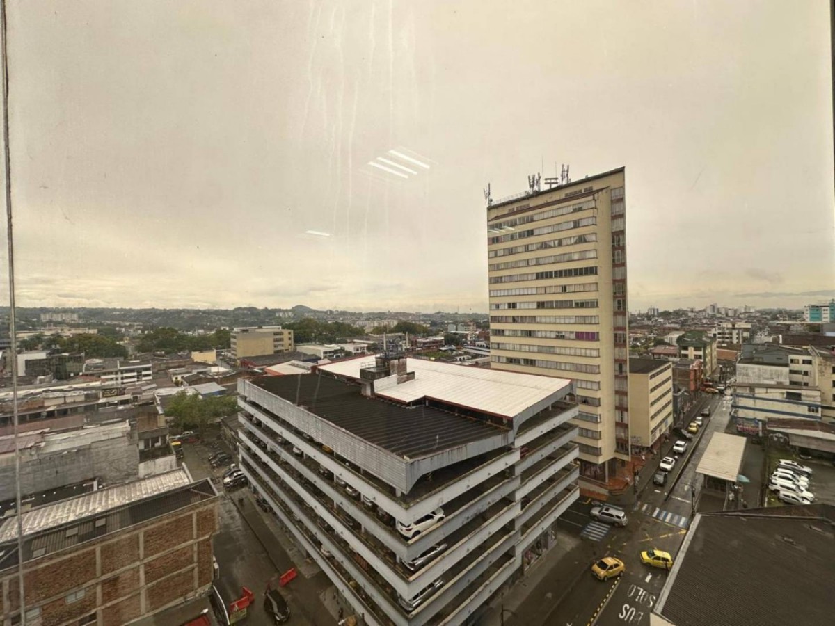 Oficina  en Arriendo - Megabus, Sector Plaza de Bolivar, 37,002 m² (foto 3) — CREBI