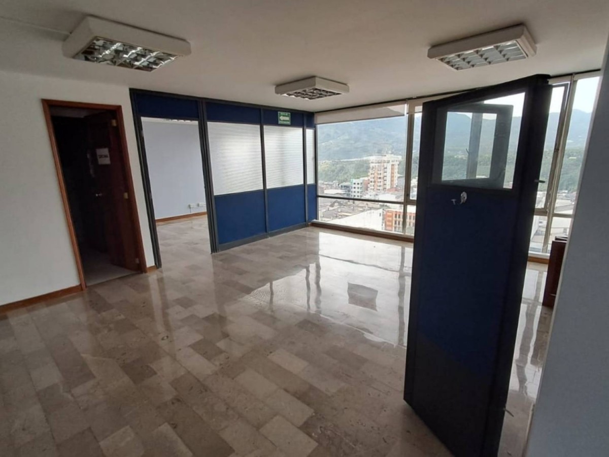 Oficina  en Arriendo - Calle 23, Centro, 59,002 m² (foto 3) — CREBI
