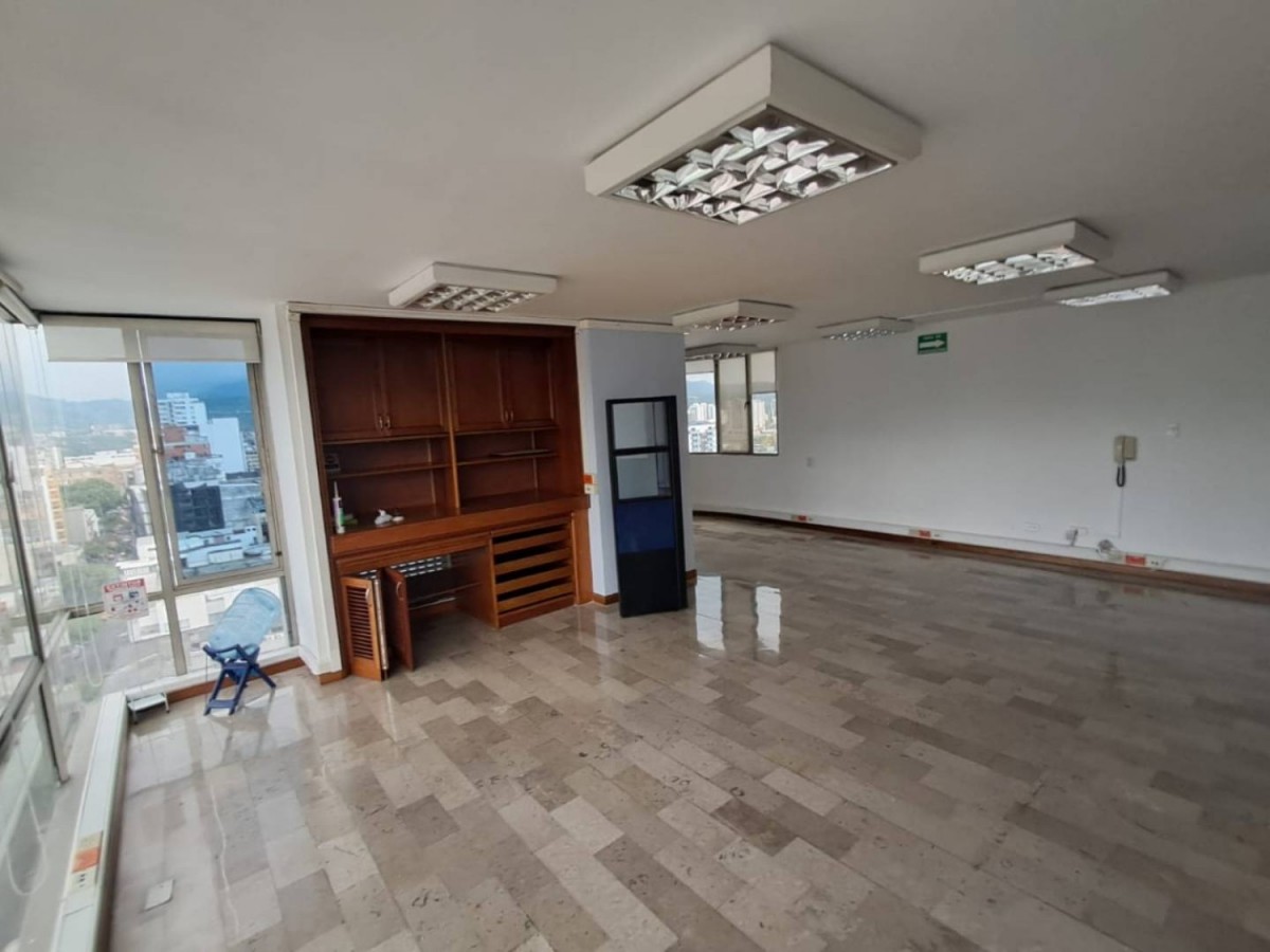 Oficina  en Arriendo - Calle 23, Centro, 59,002 m² (foto 5) — CREBI
