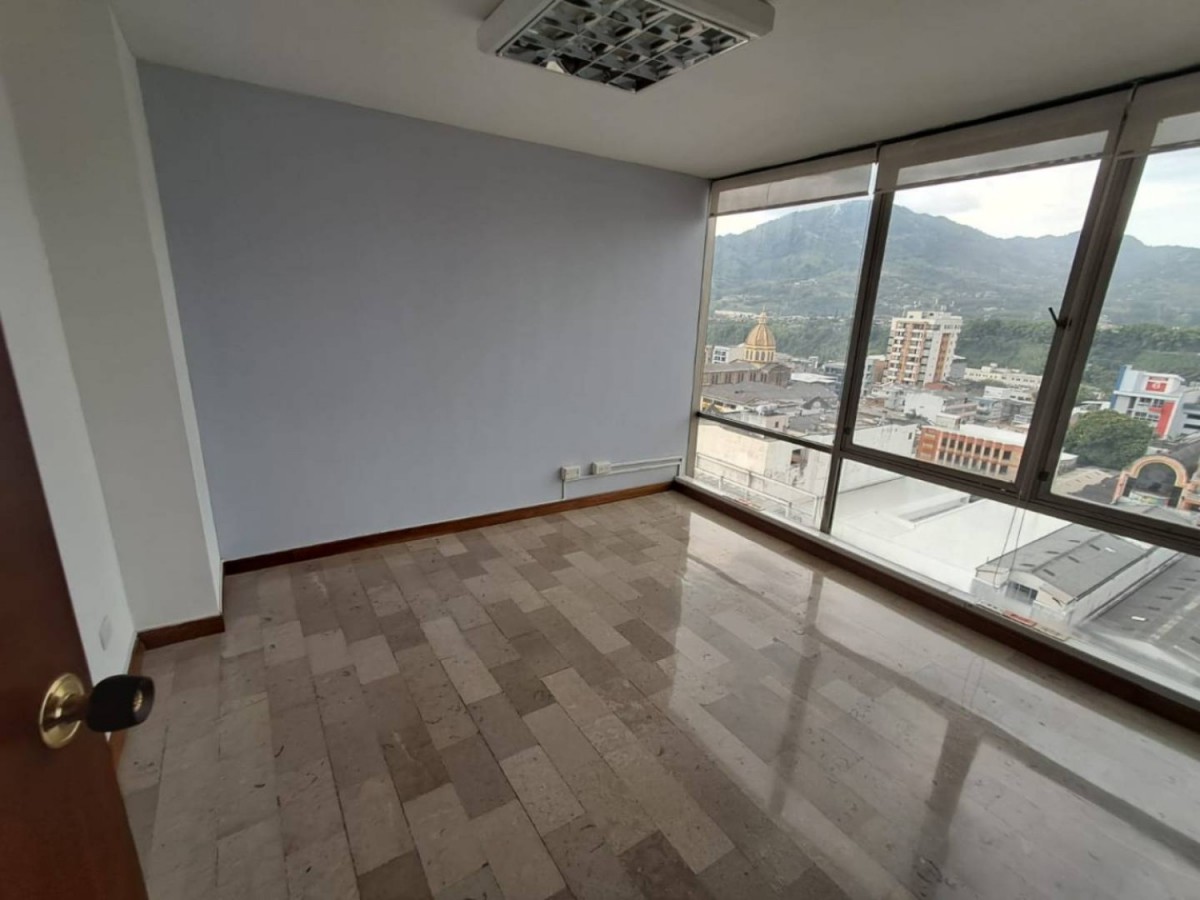 Oficina  en Arriendo - Calle 23, Centro, 59,002 m² (foto 9) — CREBI