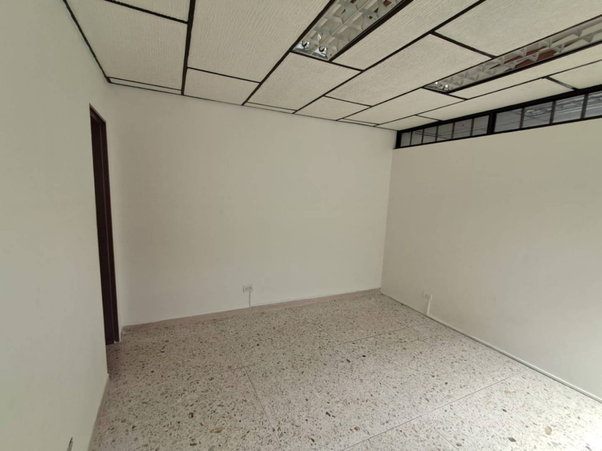 Oficina  en Arriendo - Carrera 6, Sector Plaza de Bolivar, 17,002 m² (foto 7) — CREBI