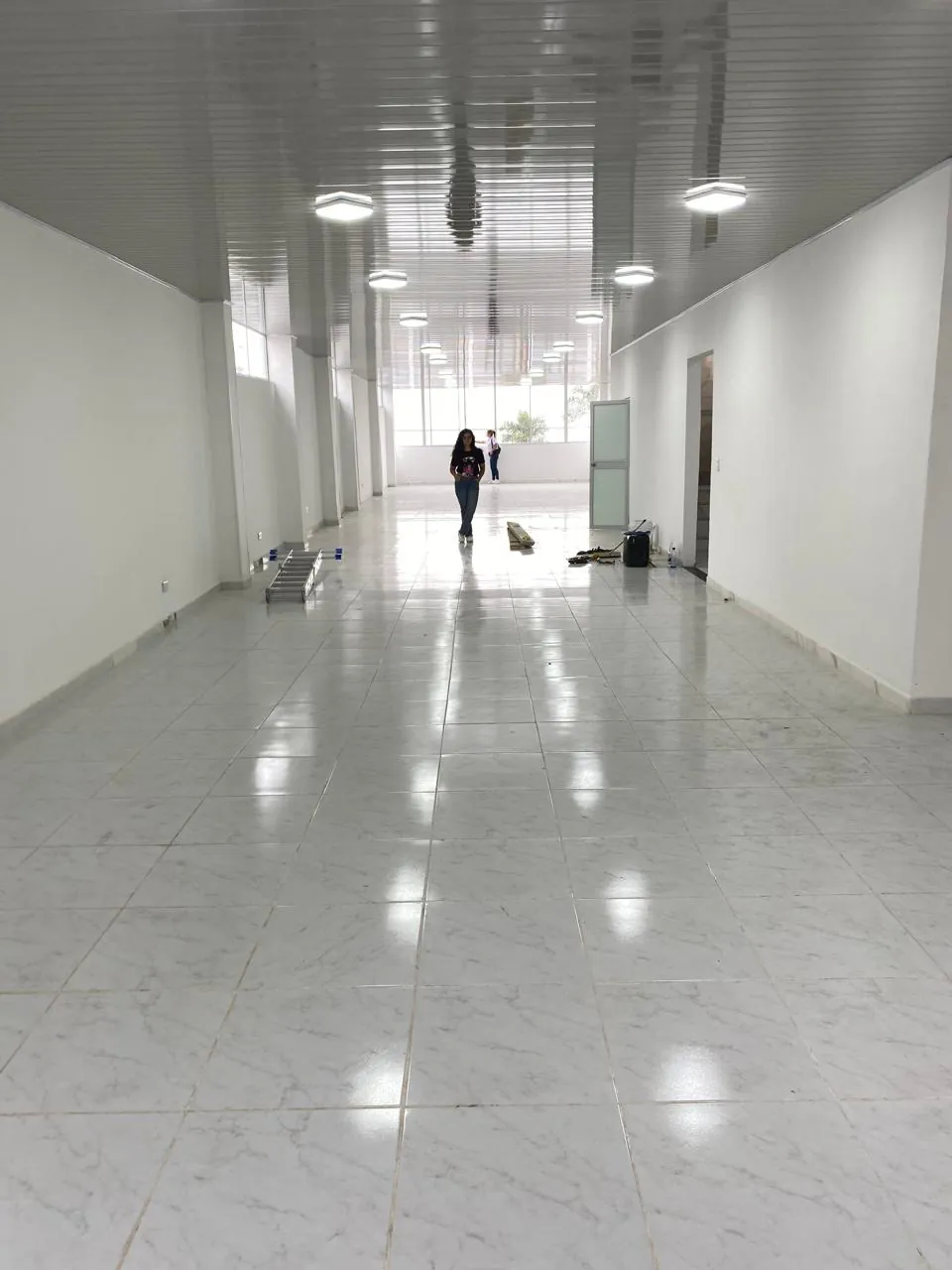 Local en Arriendo en Fundadores, Manizales, 205,0 m² — CREBI