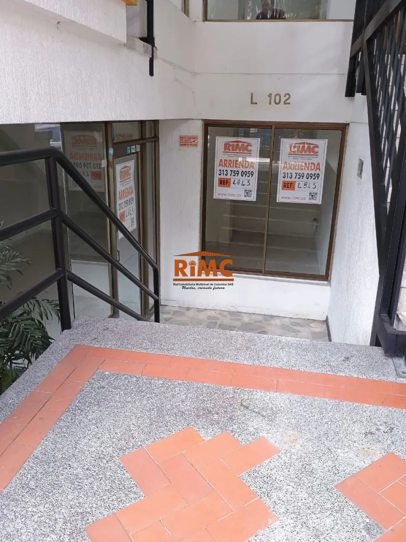 Local en Arriendo en Sector Plaza de Bolivar, Pereira, 33,0 m² — CREBI