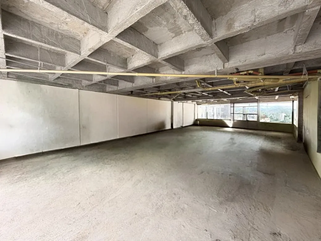 Local en Arriendo en Comuna Olímpica, Pereira, 145,0 m² — CREBI