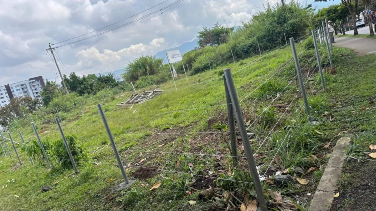 Lote en Venta en Villa Verde, Pereira, 400,0 m² — CREBI
