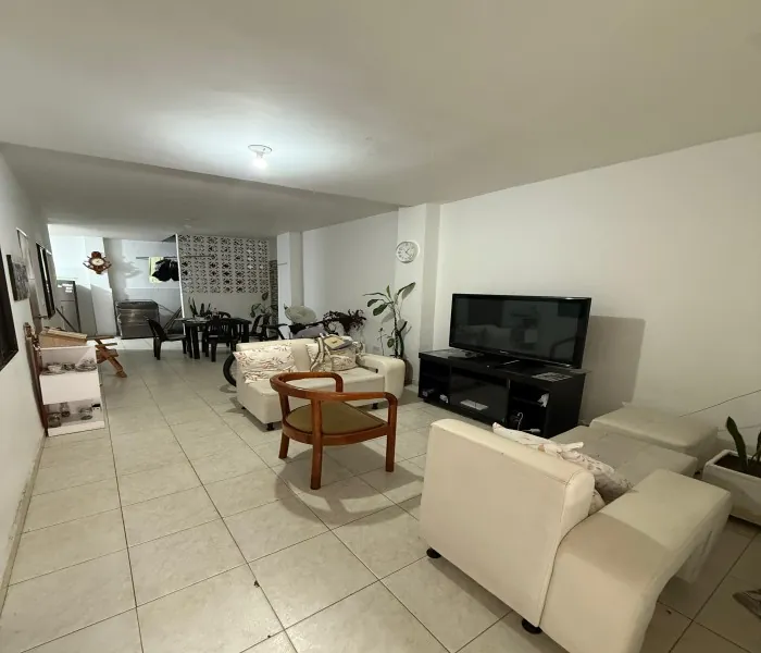 Edificio en Venta en Junín, Cali, 320,0 m² — CREBI
