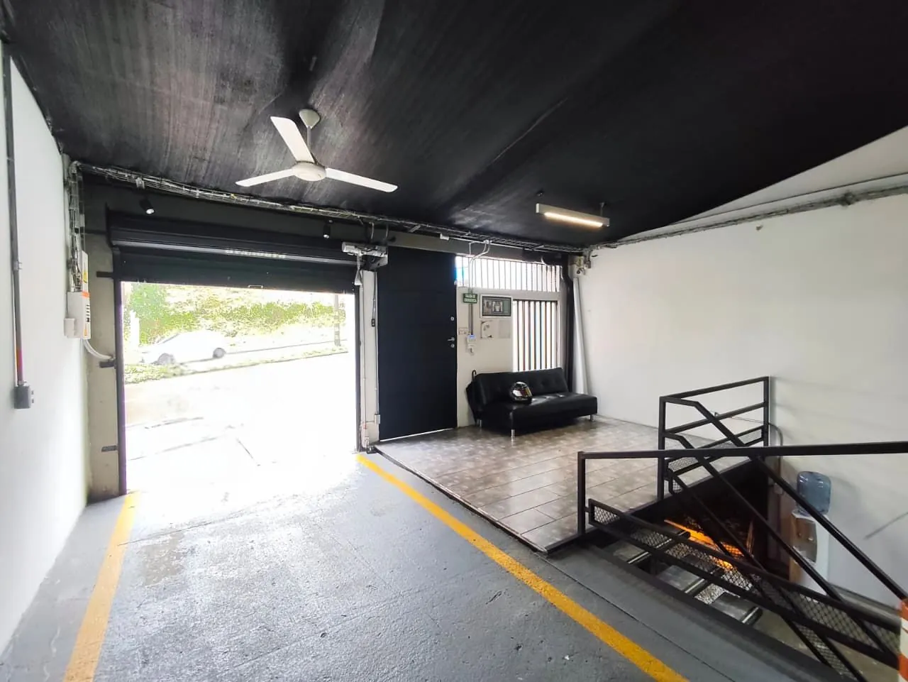 Bodega en Arriendo en Alfonso Lopez, Pereira, 330,0 m² — CREBI