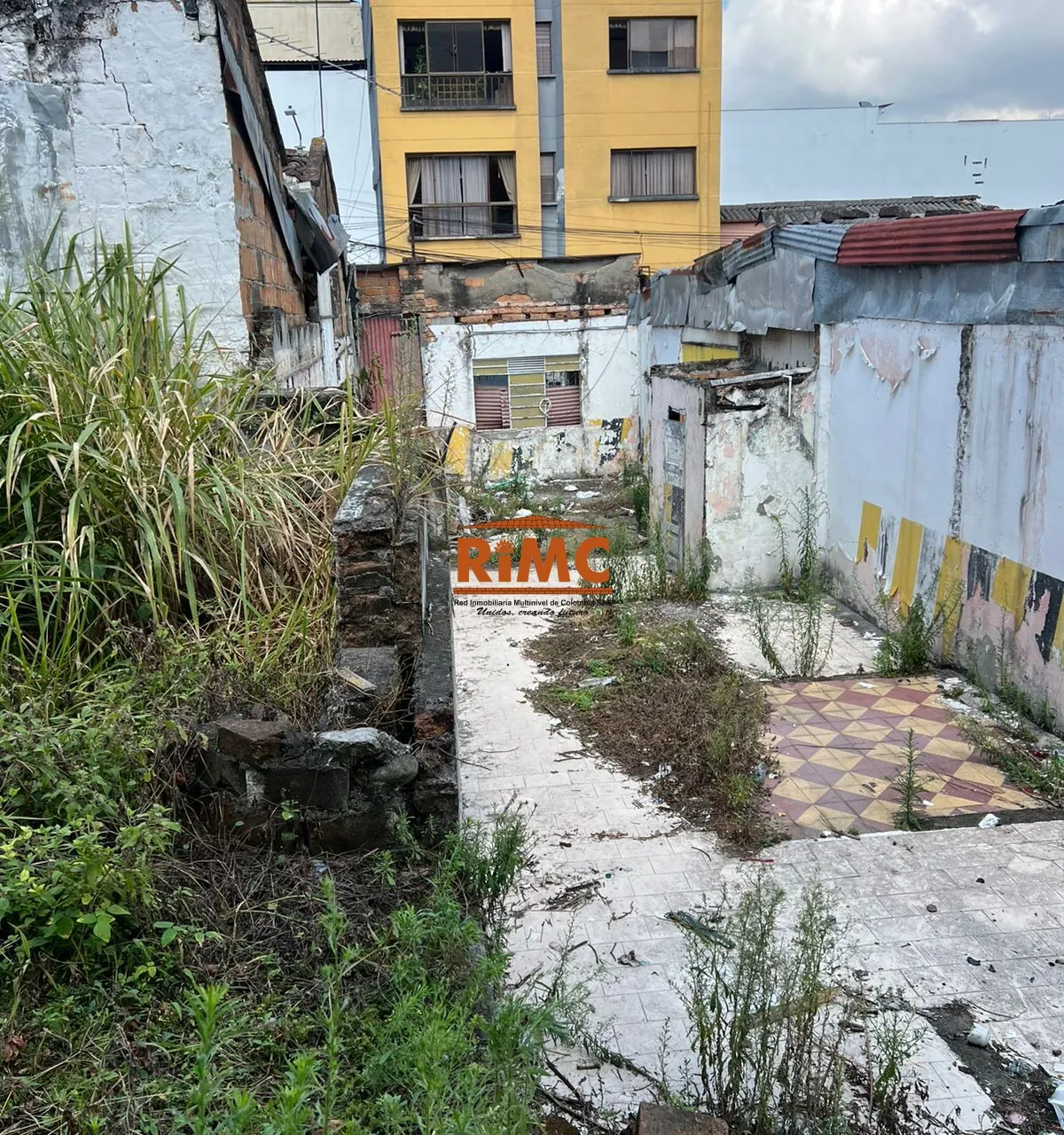 Lote en Venta en Sector Plaza de Bolivar, Pereira, 172,0 m² — CREBI