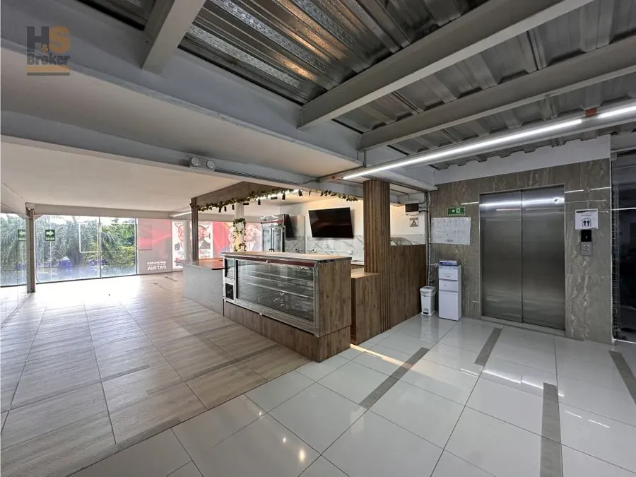 Edificio en Arriendo en San Nicolás, Cali, 3732,0 m² — CREBI