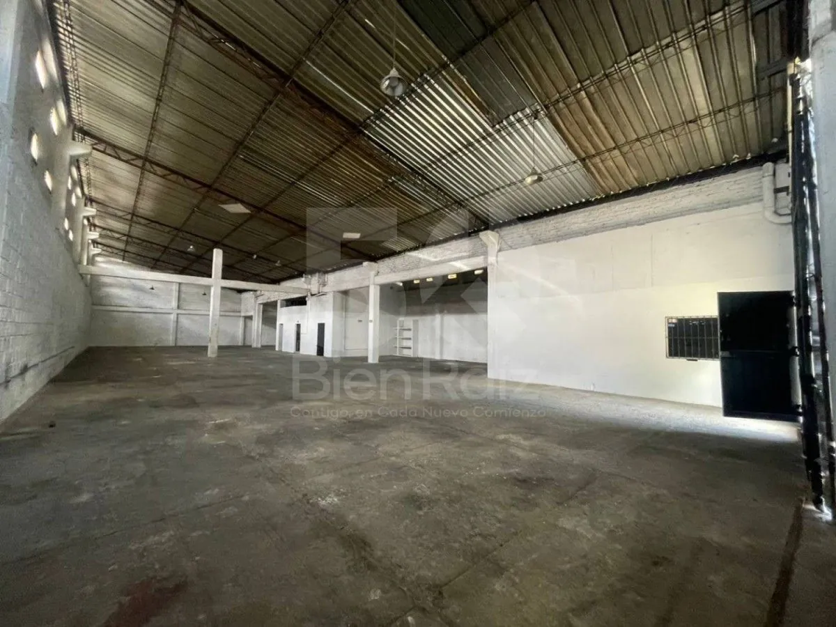Bodega en Arriendo en Comuna del Café, Pereira, 730,0 m² — CREBI