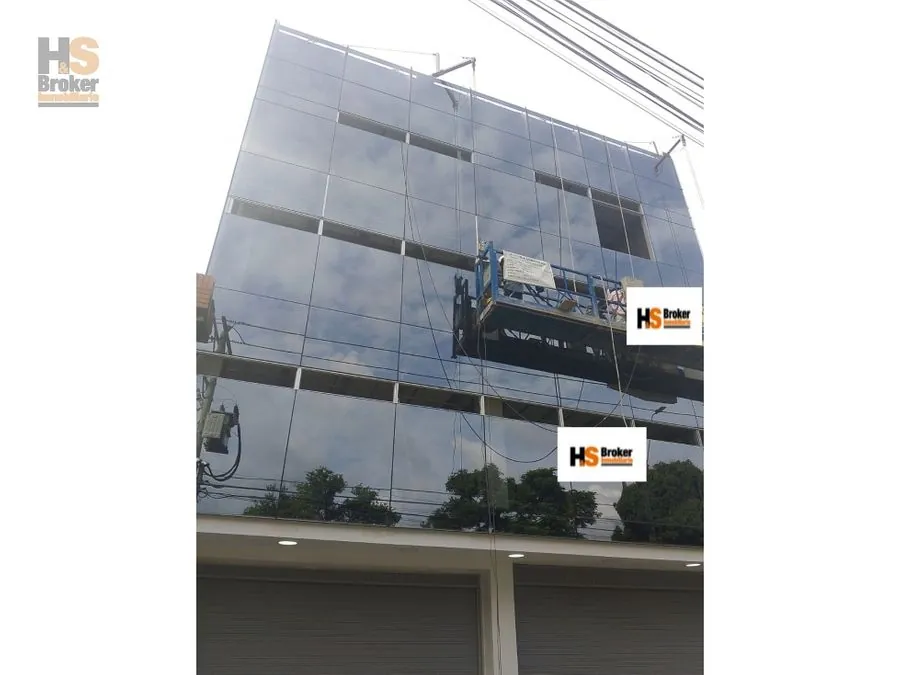 Edificio en Arriendo en Los Andes, 1320,0 m² — CREBI