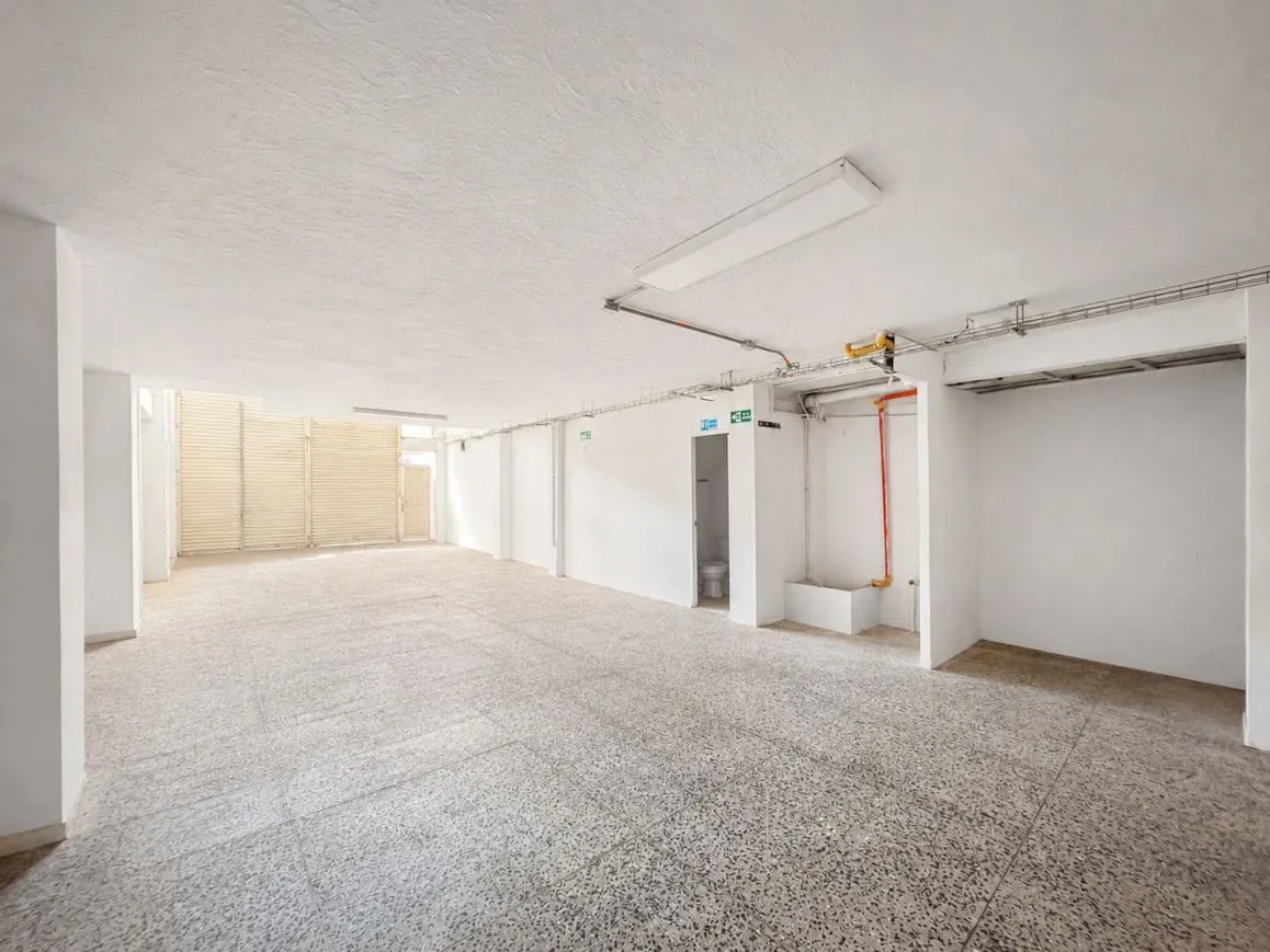 Local en Arriendo en Cuba, Pereira, 330,0 m² — CREBI