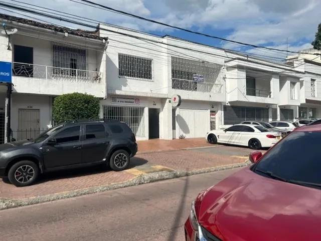 Multifamily en Venta en Granada, Cali, 500,0 m² — CREBI