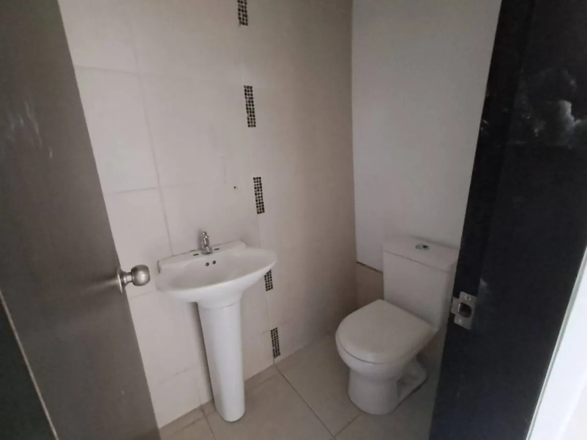 Local en Arriendo en Sector 30 de Agosto, Pereira, 640,0 m² (foto 10) — CREBI