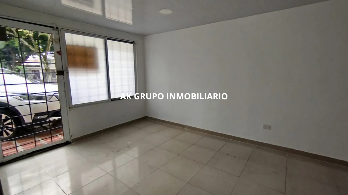 Multifamily en Arriendo en Urbanización Tequendama, Cali, 380,0 m² — CREBI