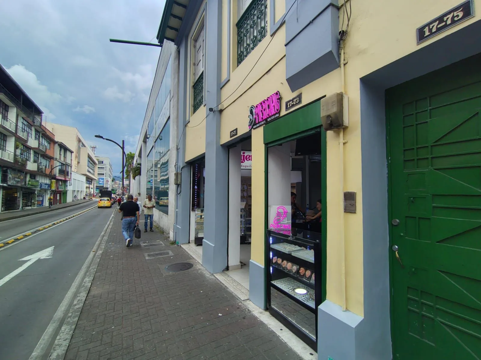 Local en Arriendo en Sector Galeria Central, Pereira, 10,0 m² — CREBI